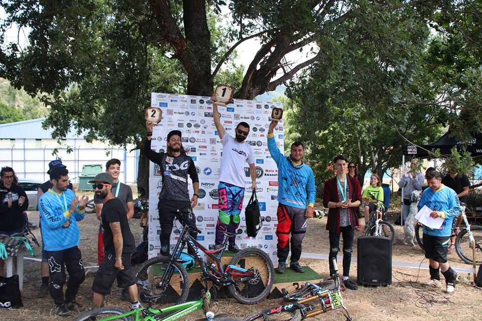 iron village dh race 2019 elite podium