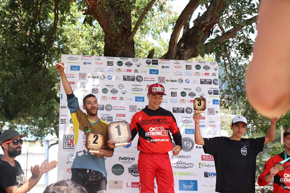 iron village dh race 2019 singlecrown podium