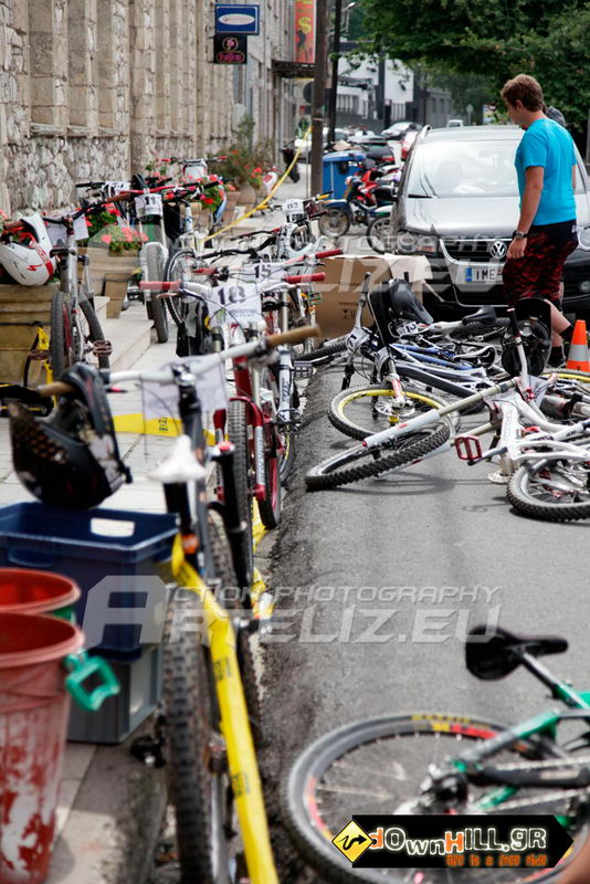 aigio_dt_2010_13