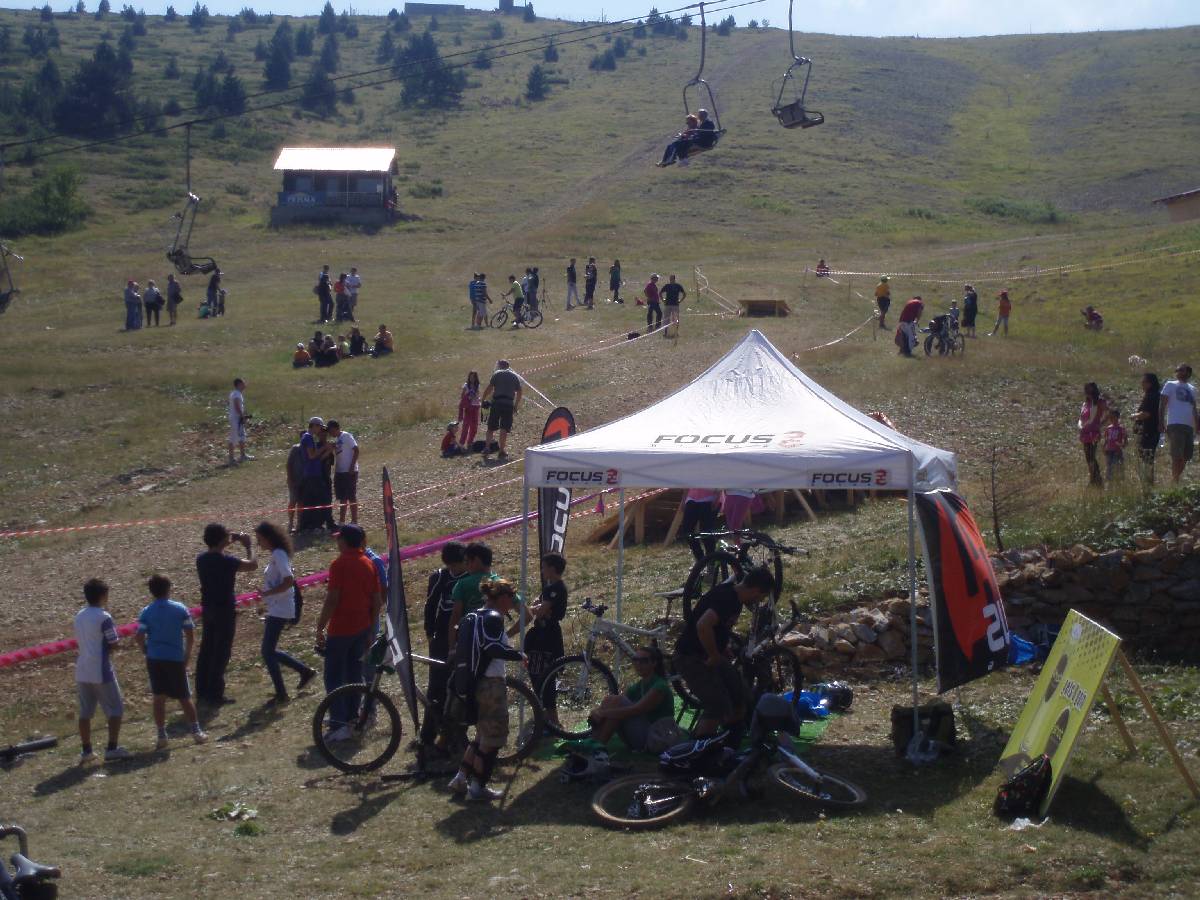 seli_2011_dh_race_03