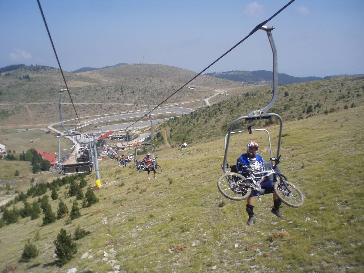 seli_2011_dh_race_04
